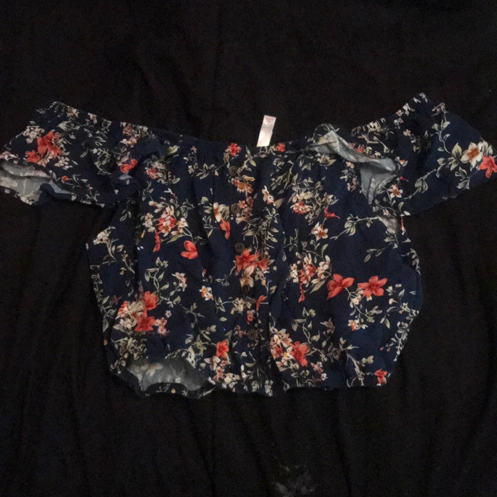 Crop top